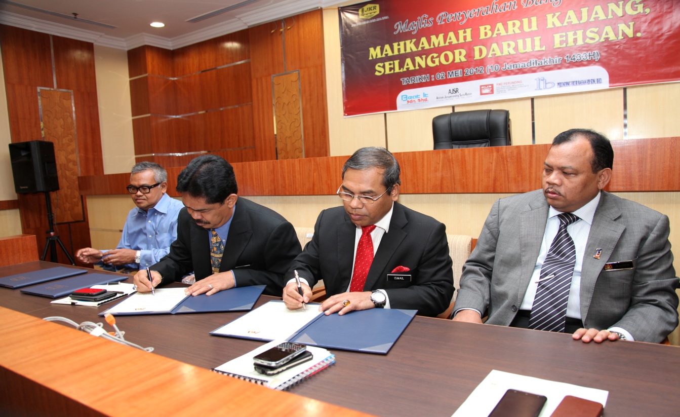 1Majlis_Penyerahan_Bangunan_Kompleks_Mahkamah_Kajang_02052012