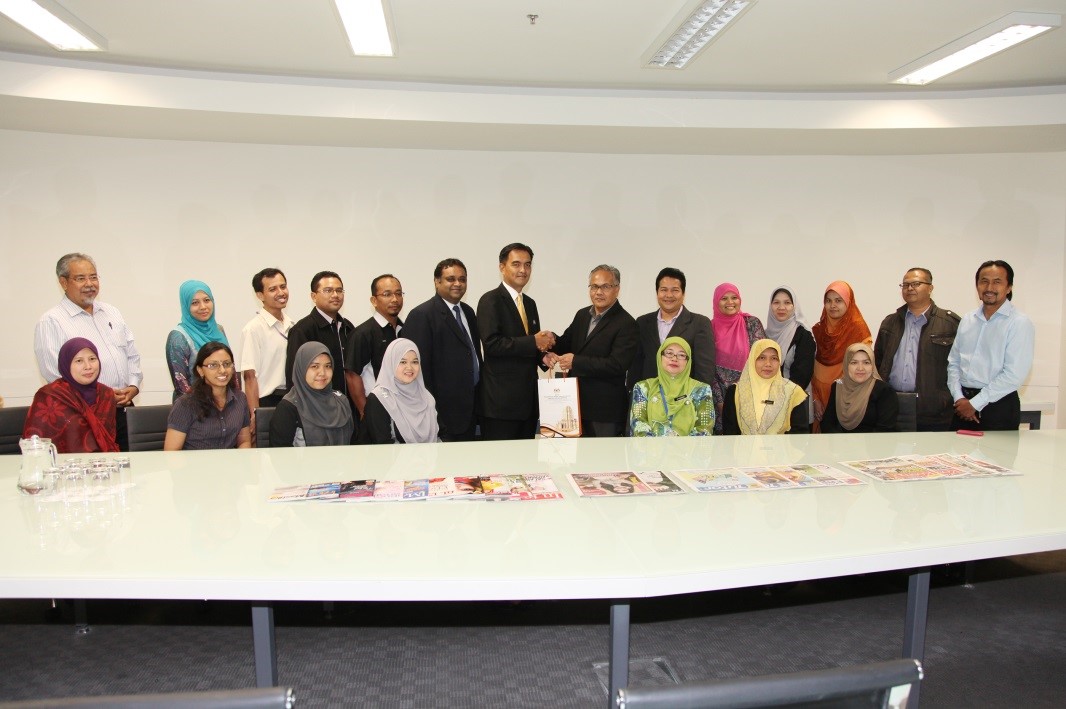 2LAWATAN BHEUU KE UTUSAN MELAYU MALAYSIA BERHAD