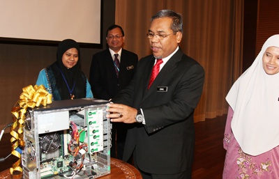 2PERASMIAN PROGRAM PEMBUDAYAAN ICT BHEUU 2014