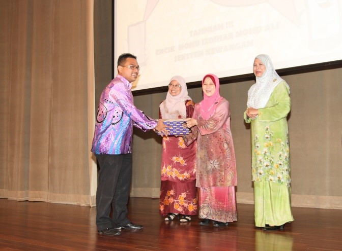 15PERHIMPUNAN BULANAN BHEUU NOVEMBER 2014