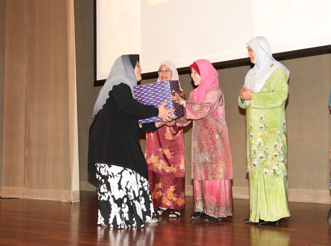 8PERHIMPUNAN BULANAN BHEUU NOVEMBER 2014