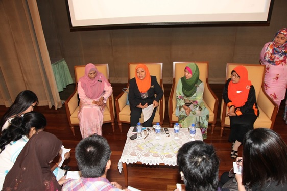11 Perhimpunan bulan jan2015