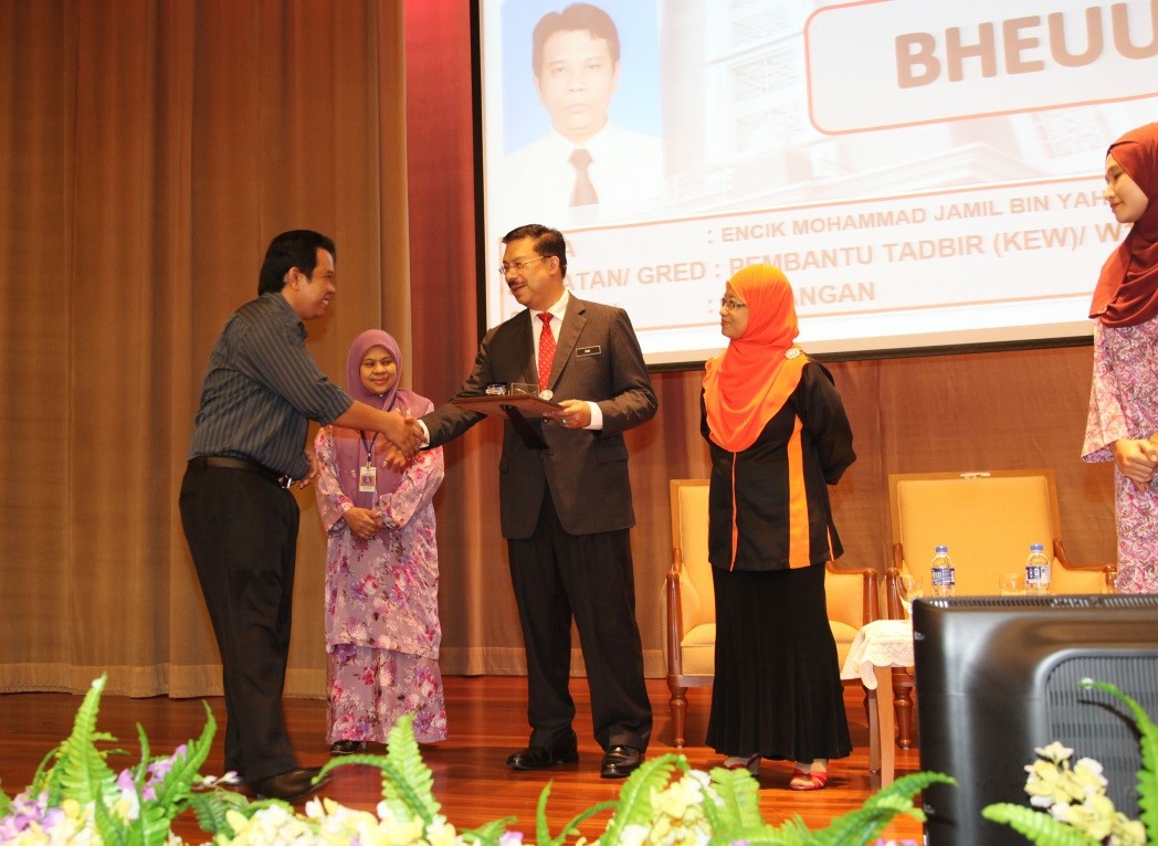 4PERHIMPUNAN BULANAN BHEUU OKTOBER 2015