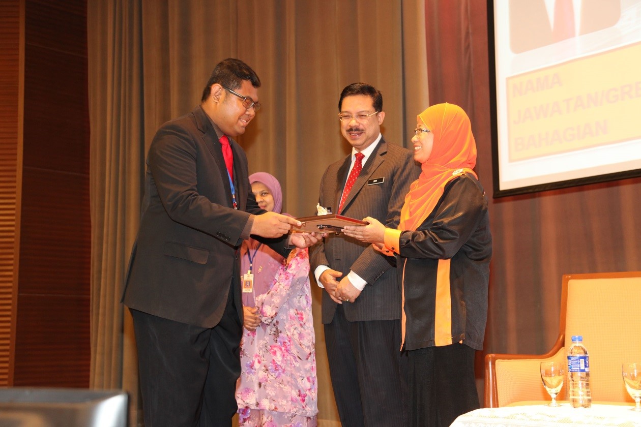 6PERHIMPUNAN BULANAN BHEUU OKTOBER 2015