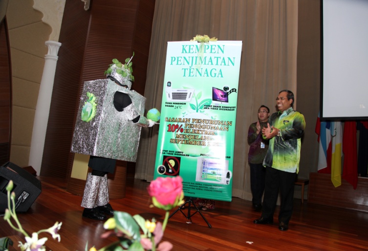 2Kempen_Penjimatan_Tenaga