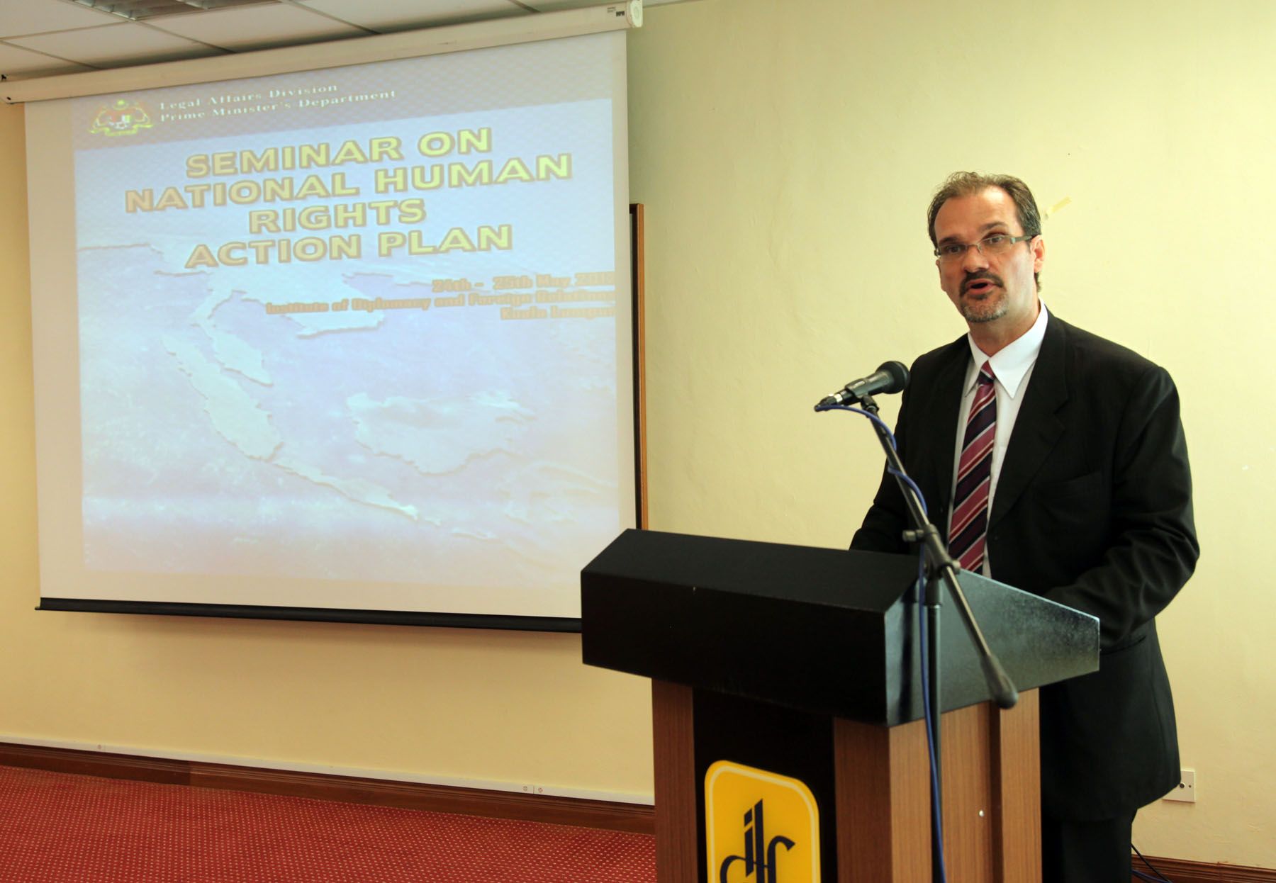 2Seminar_Pelan_Tindakan_Hak_Asasi_Manusia_Kebangsaan2012