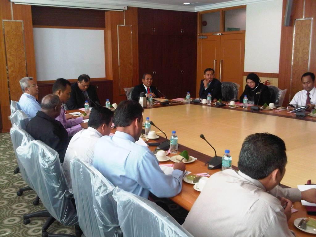 3Lawatan_KP_Mahkamah_Kajang_07032012