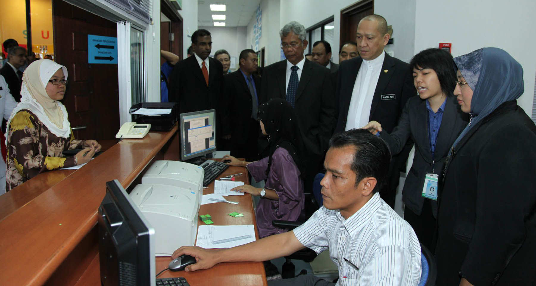 5LAWATAN_KERJA_MENTERI_KE_MAHKAMAH_TINGGI_IPOH_14052012