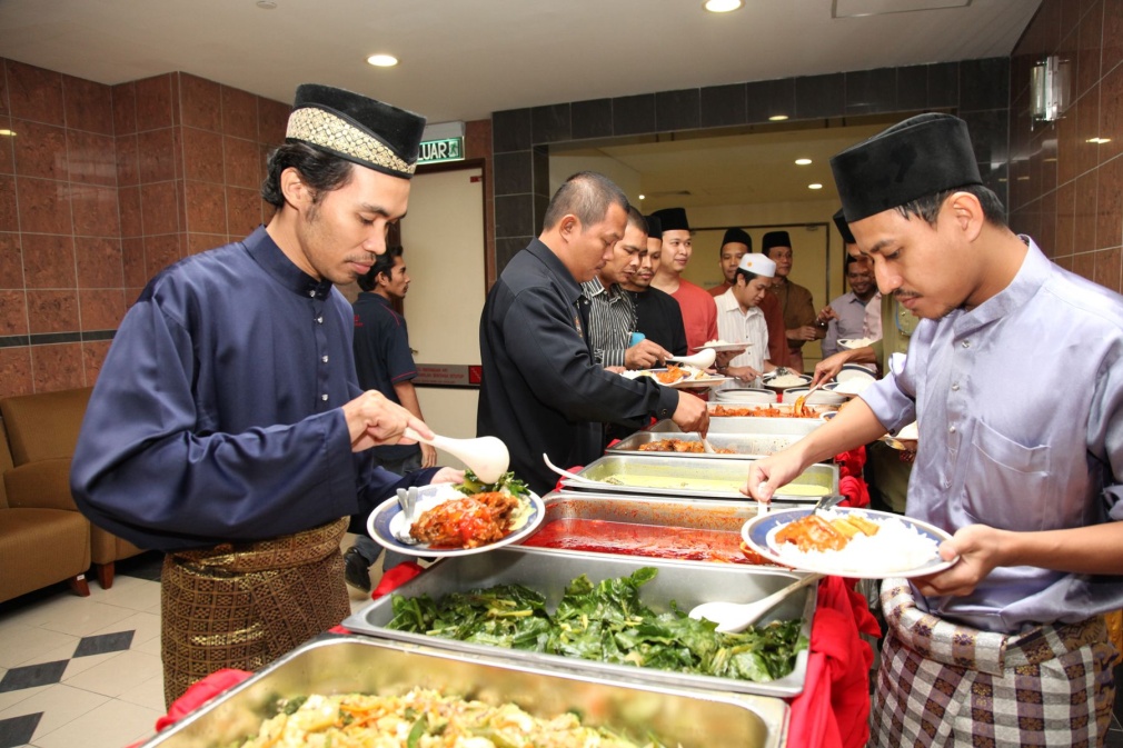 5MAJLIS_BERBUKA_PUASA_BHEUU_2012