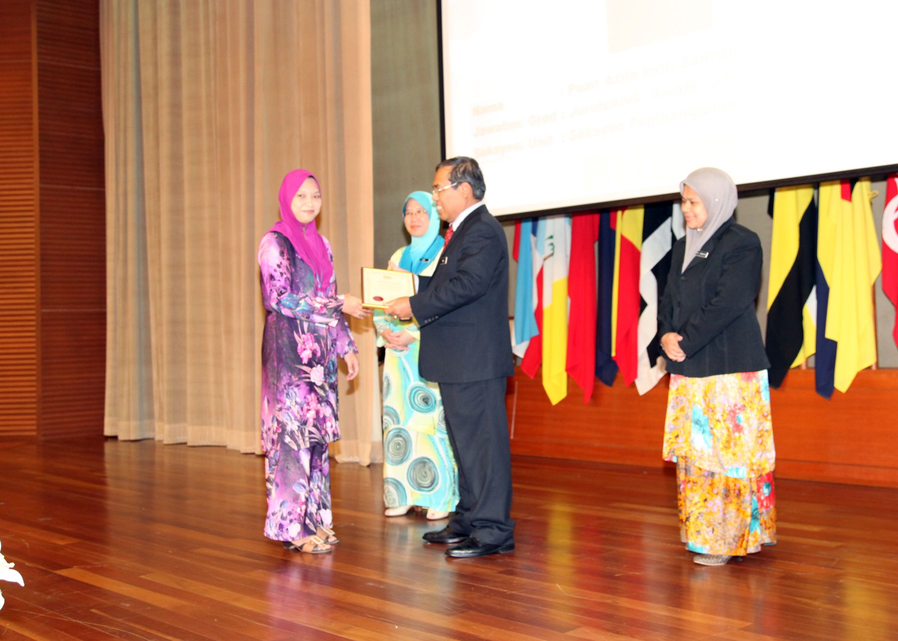5PERHIMPUNAN_BULANAN_BHEUU_OGOS_2012