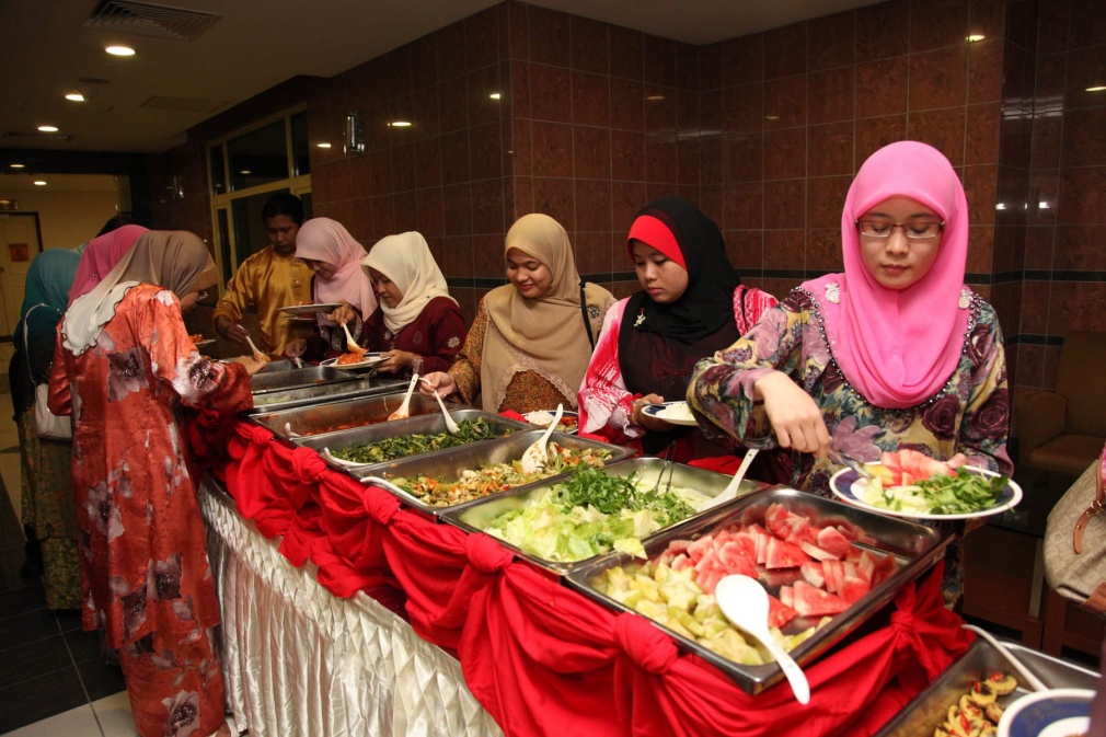 6MAJLIS_BERBUKA_PUASA_BHEUU_2012
